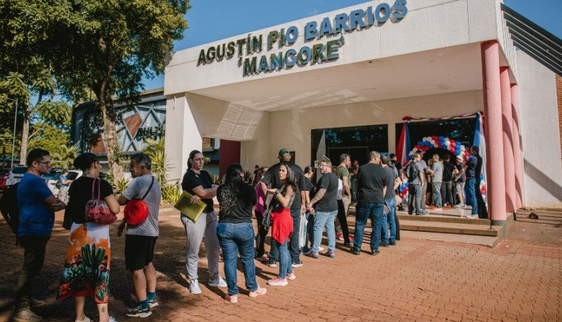 Migramóvil gestionó más de 1.200 trámites de residencia en Ciudad del Este